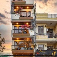 Toà Căn Hộ Cao Cấp Đường Núi Thành, Quận Hải Châu, Đà Nẵng, Dòng Tiền 80 Triệu/Tháng