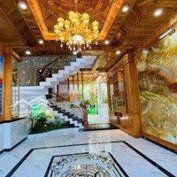 Tọa Lạc Tại Trung Chánh Hóc
Môn, Tphcm !
Dt: 5 X 18 M ,Công Nhận.
91,6M2Diện Tíchsàn 237,1M Giá Bán 6,88Tỷ