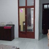 Cho Thuê Phòng Có Ban Công, Đầy Đủ Nội Thất, Ngay Sân Bay Tsn