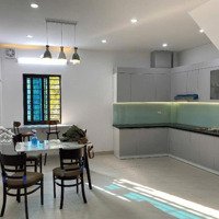 Bán Nhà Tứ Hiệp Ô Tô Đỗ Cửa -Diện Tích48M - Đồ Đẹp - Trung Tâm Thanh Trì - Có Ô Chờ Thang Máy