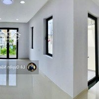 Cho Thuê Nhà Phố 4 Phòng Ngủ 4 Vệ Sinh 100M2 Giá Chỉ 25 Triệu/Tháng Tại Khu Đô Thị Lakeview City