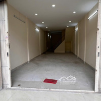 Bán Nhà Mặt Tiền 1 Trệt 2 Lầu Đường Hùng Vương, Gần Vincom Hùng Vương