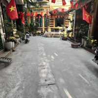 Quán Thánh - Phân Lô Quân Đội - Ô Tô Đỗ Cửa - Cách 3 Nhà Ra Mặt Phố - Trung Tâm Bậc Nhất Q.ba Đình