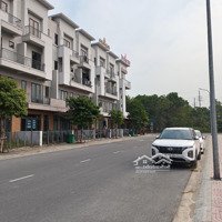 Bán Shophouse 4 Tầng, Chân Đế 9 Toà Chung Cư, Nhìn Trực Diện Sang Vườn Hoa, Ở Hay Cho Thuê Đc Ngay.