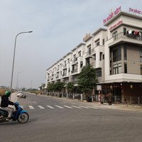 Bán Shophouse 4 Tầng, Chân Đế 9 Toà Chung Cư, Nhìn Trực Diện Sang Vườn Hoa, Ở Hay Cho Thuê Đc Ngay.