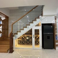 Cho Thuê Nhà Gói 8 Mỹ Gia Căn Trực Diện Hồ Bơi Chỉ 22 Triệu/Tháng