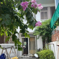 Bán Nhà 2 Lầu Xe Hơi Đường Số 10 Tam Bình .. Cách Đường Vành Đai 2 Đúng 100 M .Diện Tíchđất 120 M 6 Tỉ