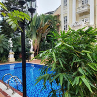 Bán Biệt Thự Tại Đường Nguyễn Văn Cừ Diện Tích: 328M2, Giá: 44.5 Tỷ. Long Biên