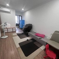 Bán Căn 76M2 ( 2 Phòng Ngủ- 2Vs) Giá Bán 4,6 Tỷ Bao Thuế Phí. Tầng Đẹp - View Đẹp Full Nội Thất. Liên Hệ: 0947065795