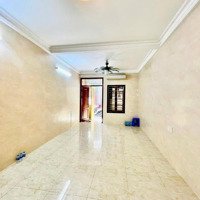 Chỉ 4,09 Tỷ Tập Thể Nguyễn Chí Thanh, Đống Đa, Tầng 1 , Kd, Ô Tô, Sát Phố, Sổ To 60M2 2 Phòng Ngủnhà Đẹp