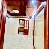 Chỉ 4,09 Tỷ Tập Thể Nguyễn Chí Thanh, Đống Đa, Tầng 1 , Kd, Ô Tô, Sát Phố, Sổ To 60M2 2 Phòng Ngủnhà Đẹp