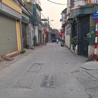 Chuyển Nhượng Mảnh Đất Phố Đức Giang, 2 Mặt Ngõ, Ô Tô Chạy Thông Ngày Đêm