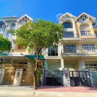 Cho Thuê Nhà Phố Cao Cấp Nguyên Căn 7.5X20M2 Đ.16M Kdc Himlam Quận 7 Giá: 55 Triệu Liên Hệ: 0908935765