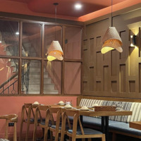 Cho Thuê Nhà Mặt Phố Trung Hòa, Cầu Giấy. Mặt Tiền 6M, Diện Tích: 140M2 X 5 Tầng