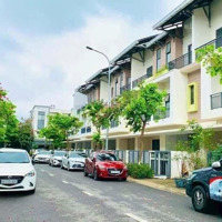 Mua Ngay Shophouse Giá Cđt. Cạnh Chợ Vải Ninh Hiệp. Chỉ Từ 2.1 Tỷ. Sổ Đỏ Lâu Dài. Liên Hệ: 0989 588 190