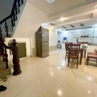 Cho thuê nhà Văn Cao 6 p.ngủ khép kín, DT: 75m2.