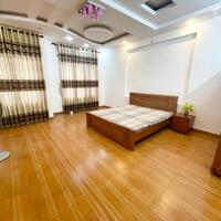 Cho thuê nhà Văn Cao 6 p.ngủ khép kín, DT: 75m2.