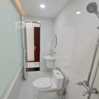 ** Nhà Mới Đường Hoà Bình Q11 - 5 Tầng . Giá Bán 10.7 Tỷcó Thương Lượng**