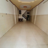 Cho Thuê Nhà Trệt Lầu 2 Phòng Ngủ Mặt Tiền Đường Đề Thám Giá Dưới 20 Triệu