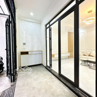 Nhà Mới Sân Cổng Phố Hai Bà Trưng - Cầu Đất. Ngõ Cực Nông Oto Đỗ Ngay Gần Nhà