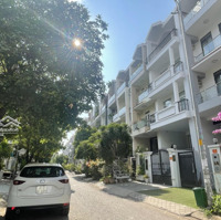 Nhà Phốmặt Tiềnđ.số Lk Đ.hoàng Trọng Mậu Kdc Himlam Quận 7 Dt: 7.5X20M2, Có Tm Giá: 80 Triệu Liên Hệ: 0931353298