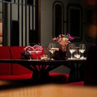 Chính Chủ Cho Thuê Khách Sạn Vip Phố Duy Tân.mặt Tiền10M-Diện Tích 175M2- 9T- T.kế 30P. Đầy Đủ Giấy Tờ