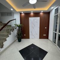 Bán nhà Ngô Gia Tự _ Thông Thanh Am -Long Biên 48m giá 5 tỷ 500 triệu !