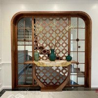 Cần Bán Nhà Mp Trấn Vũ, Nguyễn Khắc Hiếu,Diện Tích95M2 X 6 Tầng,Mặt Tiền4,6M (Thang Máy)