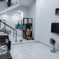 Cơ Hội Sở Hữu Ngay Căn Nhà Phố Đẹp Lung Ling, Đầy Đủ Tiện Nghi Tại Vị Trí Vàng Chỉ Nhỉnh 7Tỷ