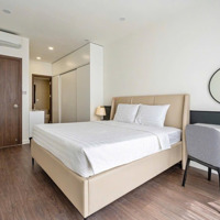 Bán Căn Hiếm Oriental Có Sổ Hồng 75M2 2 Phòng Ngủ 2 Vệ Sinhtặng Nội Thất