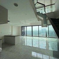 Gia Đình Cần Bán Căn Duplex 99M2 + 55M2 Chung Cư Green Iconic Long Biên Đã Nhận Nhà Liên Hệ: 0926321919