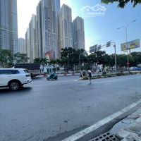 Bán Đất Tặng Nhà C4 60M2 ! Ngang Hiếm 5M - Giáp Q.1 - Nhỉnh 6 Tỷ