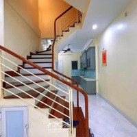 Cần Bán Gấp Nhà Yên Lãng Oto Đỗ Cửa ,Ngõ Thông Gần Phố , 2 Thoáng,Ô Chờ Thang Máy 55M 5 T