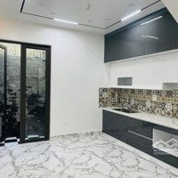 Bán Nhà 3,5 Tầng Đông Hải 1 - Phương Lưu Xây Mới Độc Lập,Sân Cổng Diện Tích 58M Nhà Trong Ngõ Thông