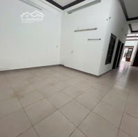 Cho Thuê Nhà Sân Vườn Rộng 2 Tầng Hồ Nghinh Nối Dài , Thông Trần Bạch Đằng ! Phước Mỹ
