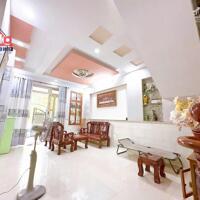 RẺ QUÁ! Nhà lầu đẹp, gần trường cấp 2 Tân Phong, đường oto chỉ 2 tỷ 850