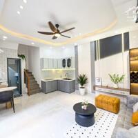 P9 PHÚ NHUẬN - NHÀ ĐẸP 4 TẦNG FULL NT - 3PN 4WC - 50M RA MẶT TIỀN - CHỈ 5.xx TỶ - CÓ TL