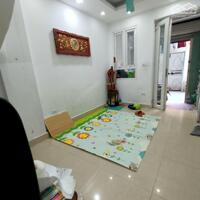 Bán nhà Mễ Trì Hạ, hiện tại 2 tầng, 3 ngủ, móng mà lên đủ thì là 7 tầng