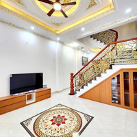 Bán Gấp Nhà 1 Trệt 2 Lầu Mặt Tiền Kinh Doanh, Gần Khu Cư Xá B5, Cách Nguyễn Ái Quốc Vào 200M