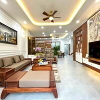 BIỆT THỰ 3 LẦU SÂN THƯỢNG  9X17M CÓ THANG MÁY KDC BỘ CÔNG AN- NHÀ BÈ.