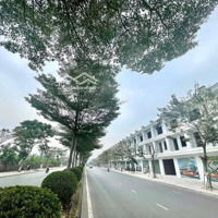 Nhà Phố , Gần Ngay Vin Cổ Loa, Nguyễn Văn Cừ, 100M Cả Nhà , Đất Chỉ Bằng Căn Chung Cư 70M Cư Vin.