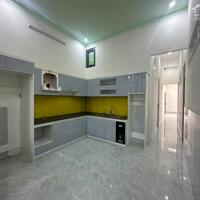  BÁN NHÀ ĐẸP MẶT TIỀN TRỤC LỘ 4 – BUÔN KY, THÀNH NHẤT, BUÔN MA THUỘT    Diện tích: 6x30m (180m²), nhà xây dựng kiên cố toàn bộ diện tích.