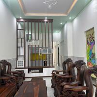  BÁN NHÀ ĐẸP MẶT TIỀN TRỤC LỘ 4 – BUÔN KY, THÀNH NHẤT, BUÔN MA THUỘT    Diện tích: 6x30m (180m²), nhà xây dựng kiên cố toàn bộ diện tích.
