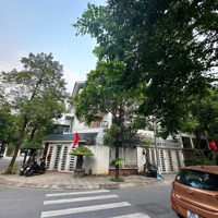 Siêu Biệt Thự Lô Góc Đẹp Foresa Xuân Phương -View Vườn Hoa - Vỉa Hè Mênh Mông -Ôtô Dừng Đỗ. 27,5Tỷ