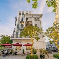 Bán Căn Góc 3 Mặt Thoáng Rẻ Nhất The Manor Central Park Nguyễn Xiển,Sổ Đỏ Chính Chủ Giá Bán 27 Tỷ. Liên Hệ: 0967583825