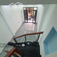 Thầy Hiếu Uy Tín Bán Nhà Riêng Hẻm Rộng, Mới Đẹp Ở Ngay, 1 Trệt 1 Lầu 1 Lửng, Sd 25M2, Giá Bán 1.35 Tỷ