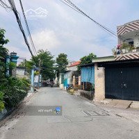 Nhà Chủ Ở Lâu Năm Chưa Qua Đầu Tư - Cấp 4 - Hẻm Xe Hơi - Sổ Hồng Riêng Ko Quy Hoạch - 2 Tỷ Nhỉnh
