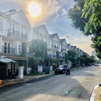 Bán Nhà Phố Tại Park Riverside - Chủ Đầu Tư M.i.k Đường Bưng Ông Thoàn. Liên Hệ: 0909121556