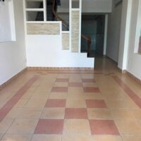 Bán nhà 4 tầng mặt tiền đường Âu Cơ Nha Trang