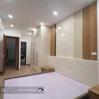 Bán Nhà Mặt Phố Cự Lộc-32M2,6T- Thang Máy- Kinh Doanh Giá Bán 11,5 Tỷ